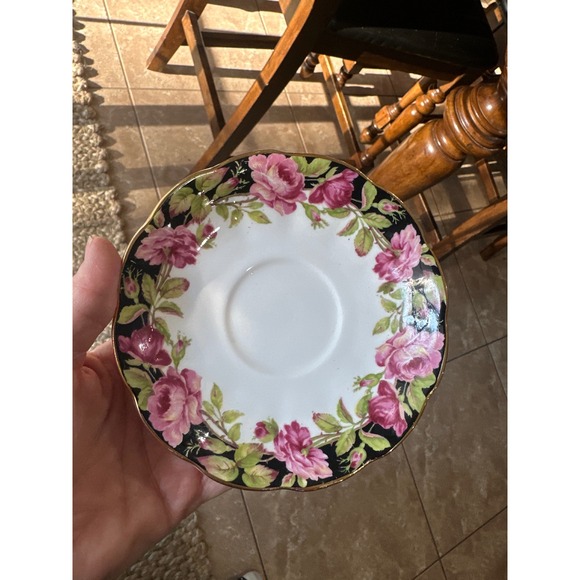 Queen Anne Fine Bone China Black Magic Rose Tea Cup and Saucer Set England - Picture 7 of 7